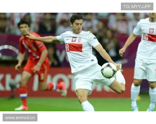 波兰锋线老化问题凸显,进攻端表现持续承压 波兰锋线老化问题凸显,进攻端表现持续承压